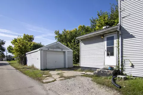 Other - 413 W Superior St, Ottawa, IL 61350 photo 2 of 3
