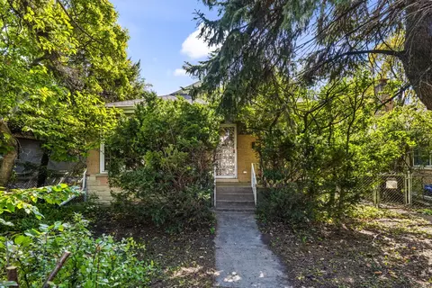 5151 Touhy Ave, Skokie, IL 60077