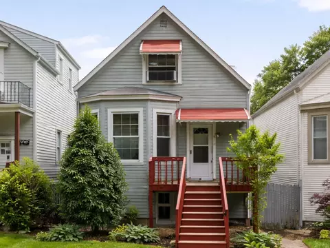 4136 N Sacramento Ave, Chicago, IL 60618