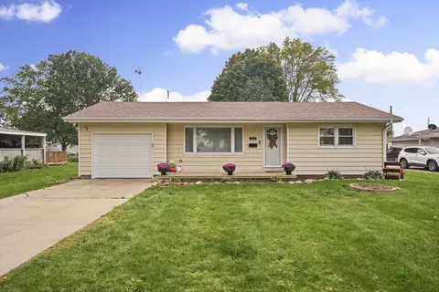 125 Maple St, Gibson City, IL 60936