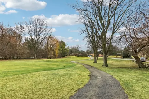 Other - 105 W Dover Dr, Mount Prospect, IL 60056 photo 11 of 11