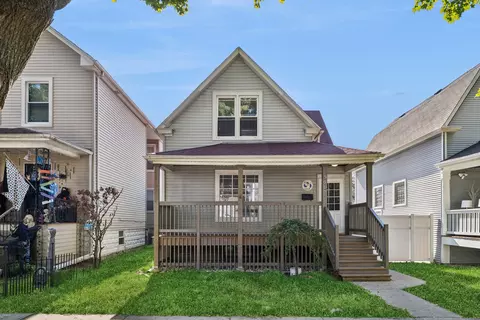 5007 W Argyle St, Chicago, IL 60630