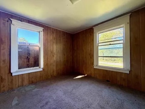 Bedroom - 711 Wisely St, Murphysboro, IL 62966 photo 2 of 4
