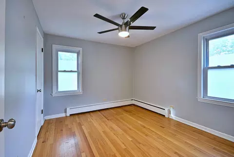 Bedroom - 8233 Lake St, River Forest, IL 60305 photo 3 of 4