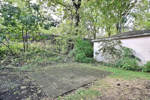 Exterior - 8233 Lake St, River Forest, IL 60305 photo 3 of 5