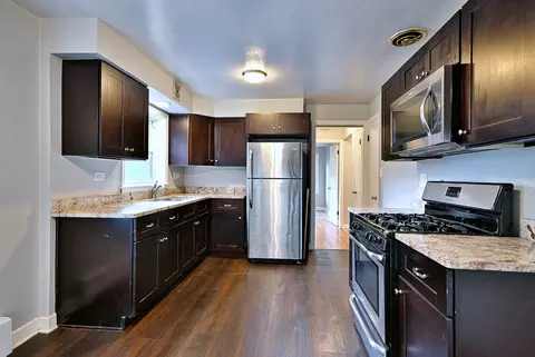 Kitchen - 8233 Lake St, River Forest, IL 60305 photo 2 of 4