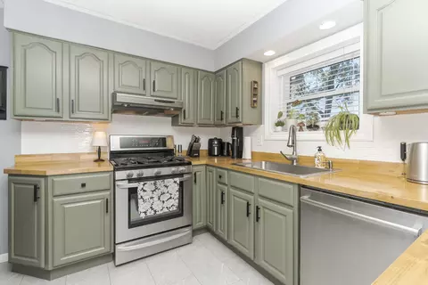 Kitchen - 1800 Truman Dr, Normal, IL 61761 photo 2 of 5