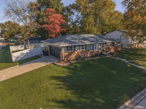 View/Area - 1800 Truman Dr, Normal, IL 61761 photo 1 of 3
