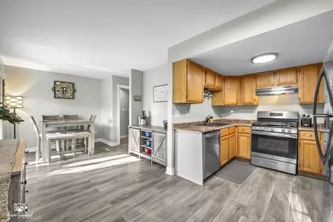 Kitchen - 8 Washington Ct, Plainfield, IL 60544 photo 1 of 2