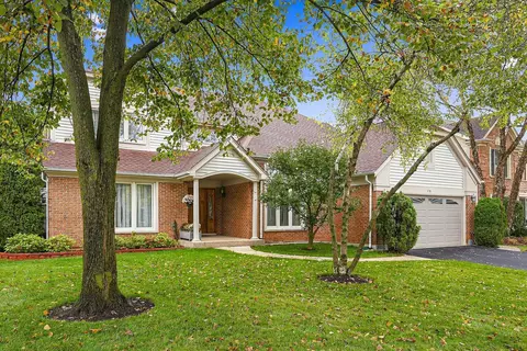 470 Bradley Rd, Buffalo Grove, IL 60089