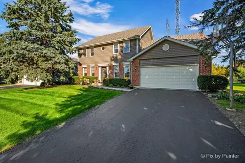 Exterior - 765 Crest Dr, Cary, IL 60013 photo 3 of 10