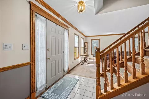 Entry Way - 765 Crest Dr, Cary, IL 60013 photo 1 of 5