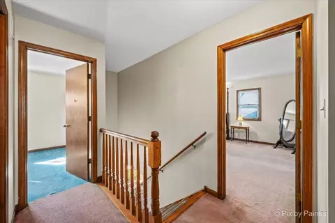 Entry Way - 765 Crest Dr, Cary, IL 60013 photo 5 of 5