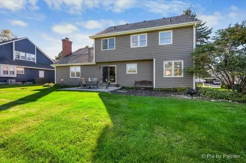 Exterior - 765 Crest Dr, Cary, IL 60013 photo 10 of 10