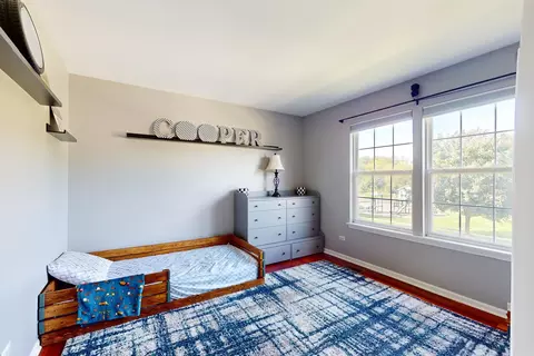 Bedroom - 31601 N Pineview Blvd, Lakemoor, IL 60051 photo 4 of 5