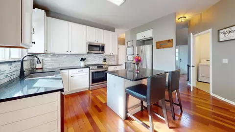 Kitchen - 31601 N Pineview Blvd, Lakemoor, IL 60051 photo 2 of 4