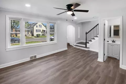 Living - 605 E 88th Pl, Chicago, IL 60619 photo 5 of 6