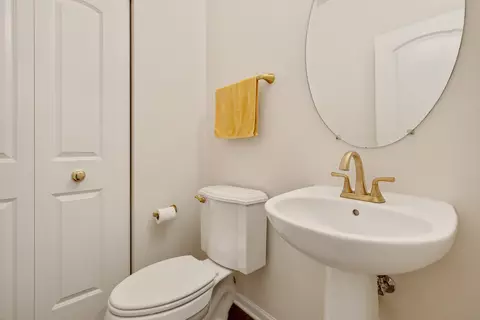 Bath - 205 Regency Dr, Bartlett, IL 60103 photo 1 of 5