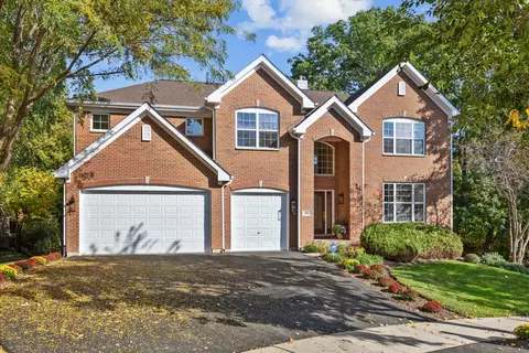 Exterior - 205 Regency Dr, Bartlett, IL 60103 photo 2 of 7