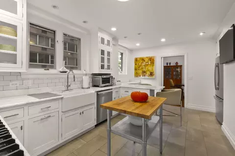 Kitchen - 222 E Chestnut St #5B, Chicago, IL 60611 photo 2 of 3