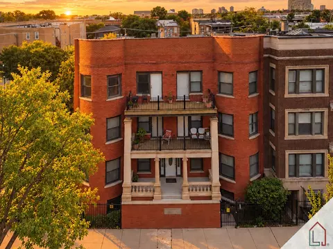 4615 S Michigan Ave #3S, Chicago, IL 60653