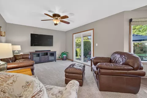 Living - 2214 Stonehaven Dr, Plainfield, IL 60586 photo 4 of 6