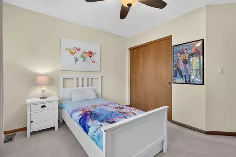 Bedroom - 2214 Stonehaven Dr, Plainfield, IL 60586 photo 2 of 6