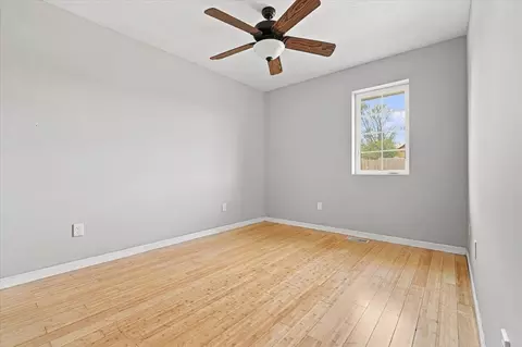 Bedroom - 414 Travis Dr, Carlock, IL 61725 photo 4 of 5