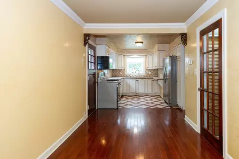 Entry Way - 625 S 2nd St, West Dundee, IL 60118 photo 1 of 2