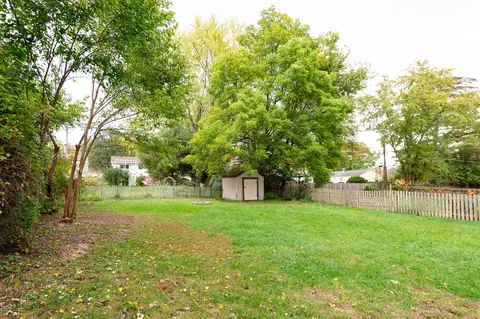 Exterior - 625 S 2nd St, West Dundee, IL 60118 photo 5 of 10