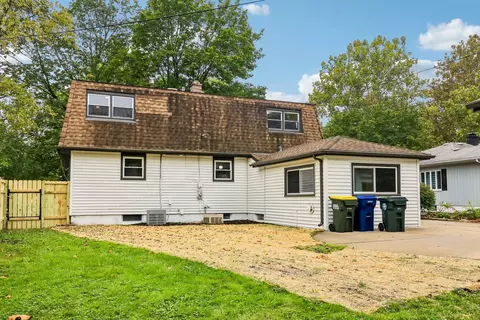Exterior - 3610 Pheasant Dr, Rolling Meadows, IL 60008 photo 3 of 4