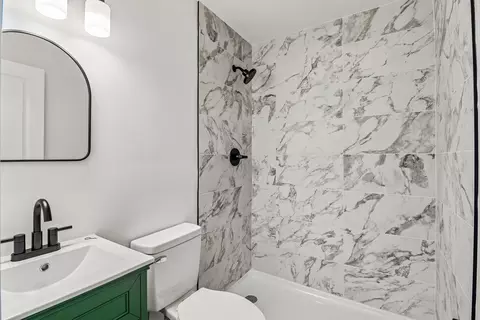 Bath - 3610 Pheasant Dr, Rolling Meadows, IL 60008 photo 1 of 5
