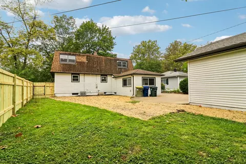 Exterior - 3610 Pheasant Dr, Rolling Meadows, IL 60008 photo 4 of 4