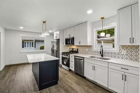 Kitchen - 3610 Pheasant Dr, Rolling Meadows, IL 60008 photo 1 of 4