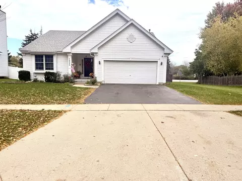 7055 Nathan Ln, Carpentersville, IL 60110