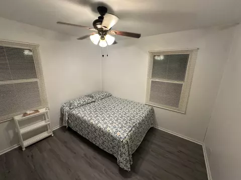 Bedroom - 430 Spring Ave, Dekalb, IL 60115 photo 8 of 8