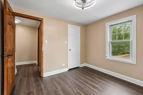 Bedroom - 4004 Oak Ave, Brookfield, IL 60513 photo 2 of 2