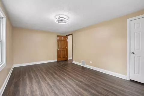 Other - 4004 Oak Ave, Brookfield, IL 60513 photo 2 of 9