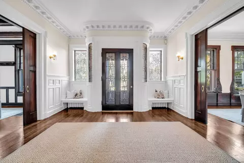 Entry Way - 1616 Forest Pl, Evanston, IL 60201 photo 2 of 7