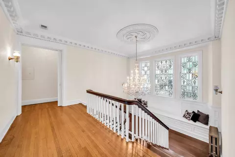 Entry Way - 1616 Forest Pl, Evanston, IL 60201 photo 5 of 7
