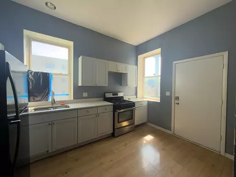 4520 S Indiana Ave, Chicago, IL 60653 photo 5