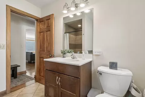Bath - 400 Addison Rd, Riverside, IL 60546 photo 2 of 3