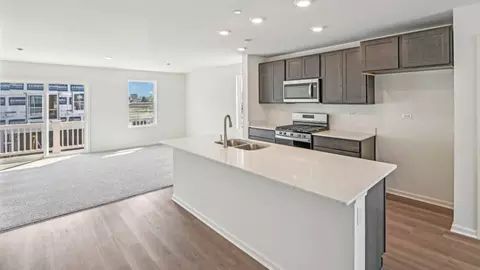 Kitchen - 1358 Foxglove Dr, Bartlett, IL 60103 photo 4 of 4