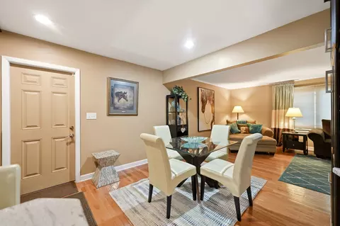 Dining - 237 W Jackson St, Elmhurst, IL 60126 photo 1 of 2
