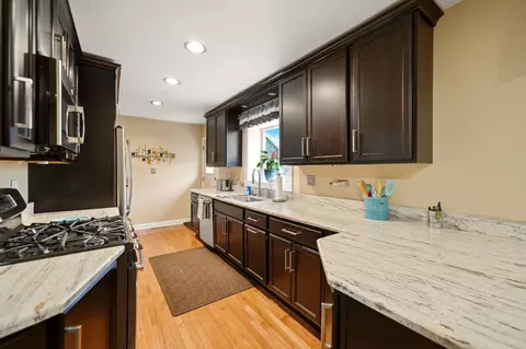 Kitchen - 237 W Jackson St, Elmhurst, IL 60126 photo 1 of 2