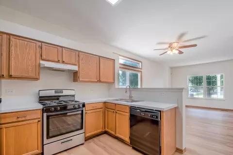 Kitchen - 2515 Eldorado Ln, Naperville, IL 60564 photo 2 of 3