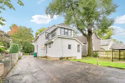 Exterior - 9 Blackman Ave, Joliet, IL 60436 photo 4 of 7
