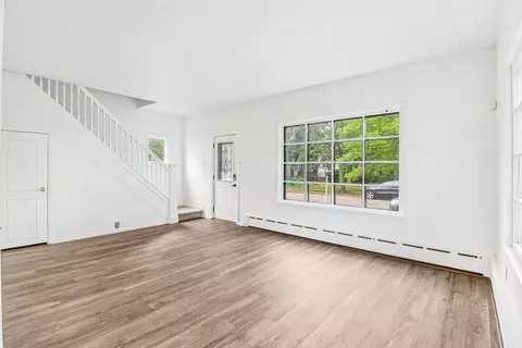 Living - 9 Blackman Ave, Joliet, IL 60436 photo 3 of 5