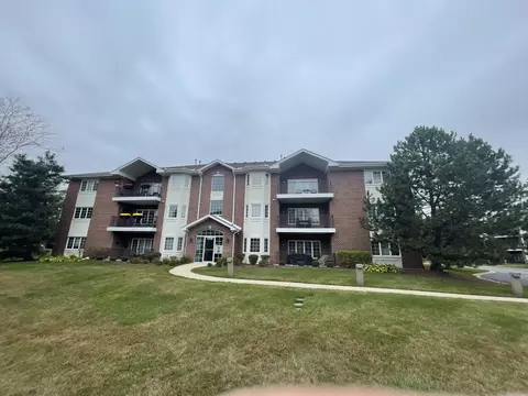 13109 Forest Ridge Dr #3D, Palos Heights, IL 60463