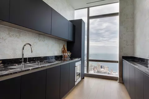 Kitchen - 363 E Wacker Dr #7701, Chicago, IL 60601 photo 1 of 6